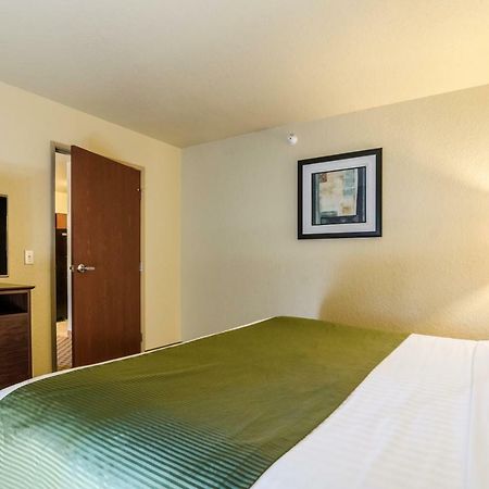 Cobblestone Inn And Suites - Eaton Kültér fotó